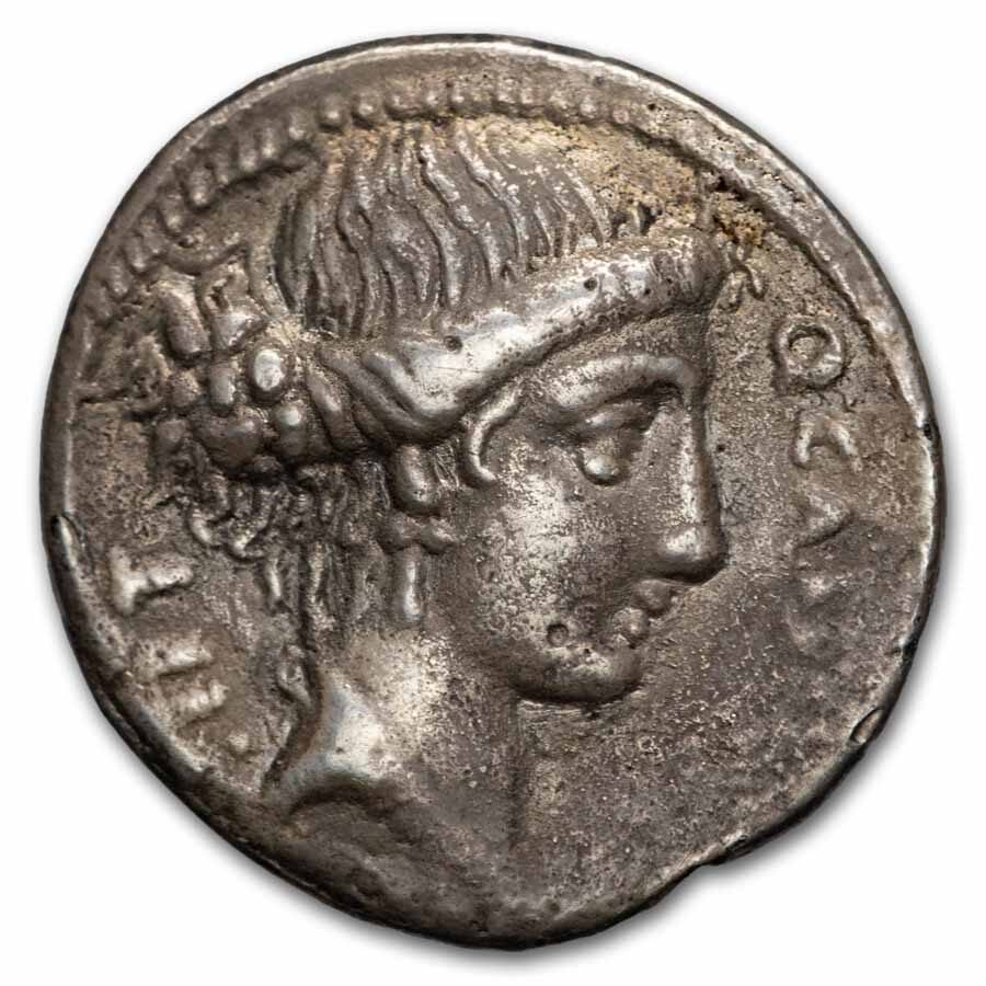 Roman Republic AR Denarius Q. Cassius (55 BC) Ch VF (Cr-428/1)